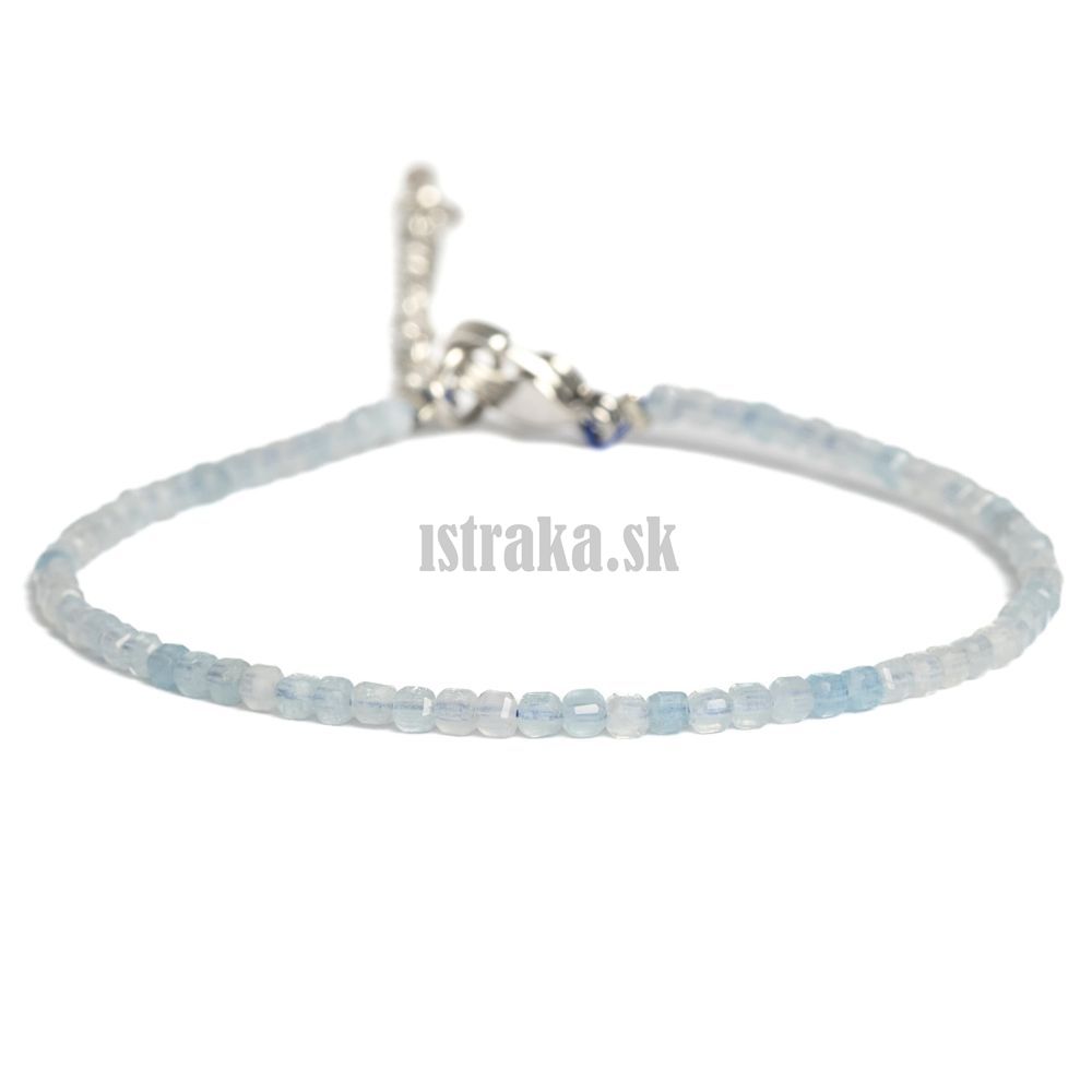 Náramok z akvamarínu 2-3mm minikocky Náramok z akvamarínu 2-3mm minikocky