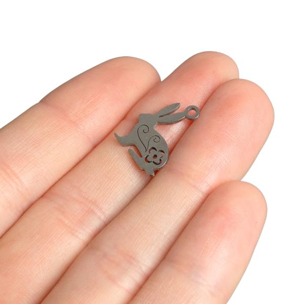 10601-zajac-privesok-zlaty-nerez-2