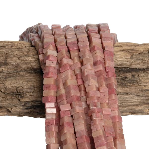 11890-rodonit-koralky-2-4mm-stvorce-polsnura-2