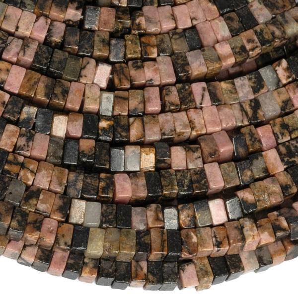 Rodonit mix farieb kor�lky 2x4mm �tvorce pol�n�ra