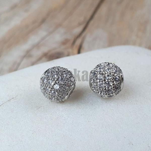 Korlka 8mm strieborn s bielymi zirknmi