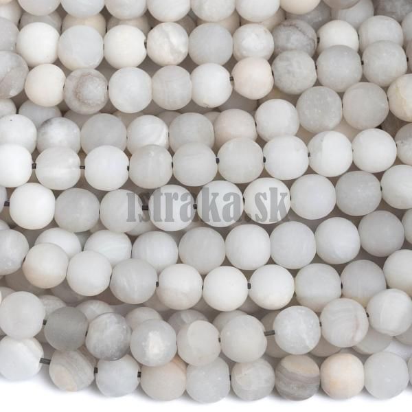 Acht biely korlky 4mm matn nra