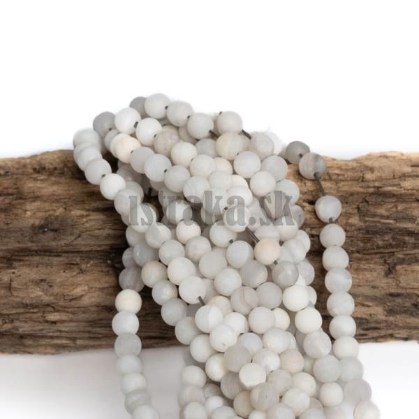 1915-Achat-biely-koralky-4mm-matne-snura-2