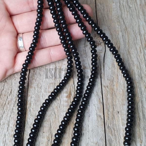 koralky-z-mineralu-obsidian-cierny-4x6mm-tucne-rondelky-cierne-leskle-nebrusene-hladke-ob