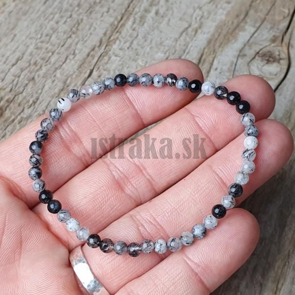 naramok-z-prirodneho-mineralu-kristal-s-turmalinom-4mm-elasticky-ciernobiely-leskly-elega