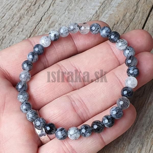 naramok-z-mineralu-kristal-s-turmalinom-6mm-elasticky-leskly-ciernobiely-sedocierny-s-ink