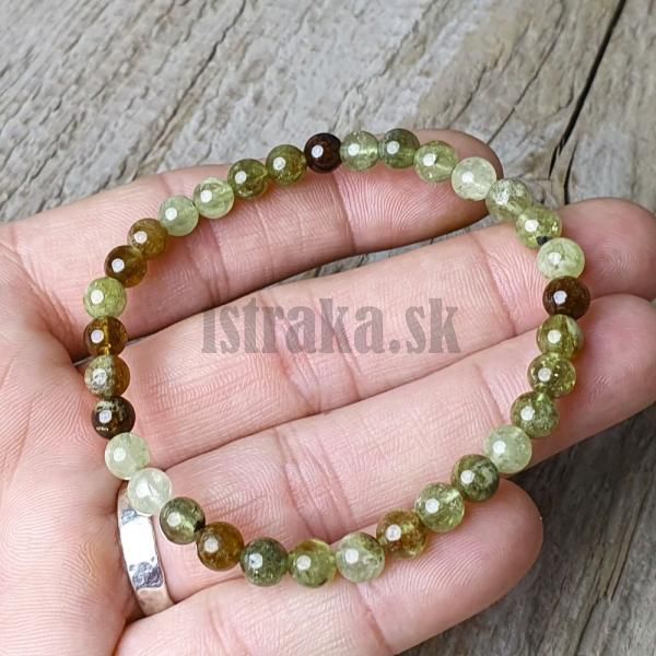 naramok-z-mineralu-granat-zeleny-6mm-elasticky-leskly-zeleny-olivovy-zelenohnedy-damsk
