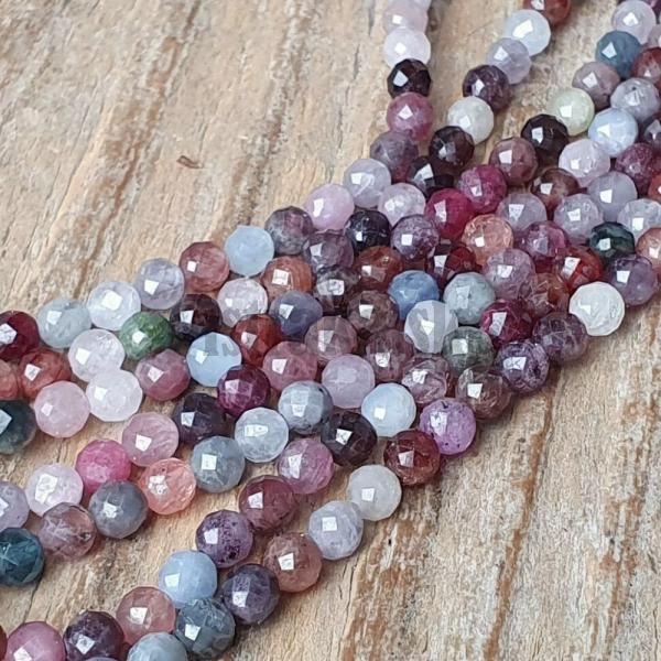 Spinel mix farieb korlky 4mm brsen polnra