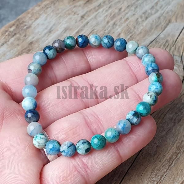naramok-z-polodrahokamu-satukit-6mm-velke-koralky-modre-biele-s-kresbou-vhodny-ako-darcek