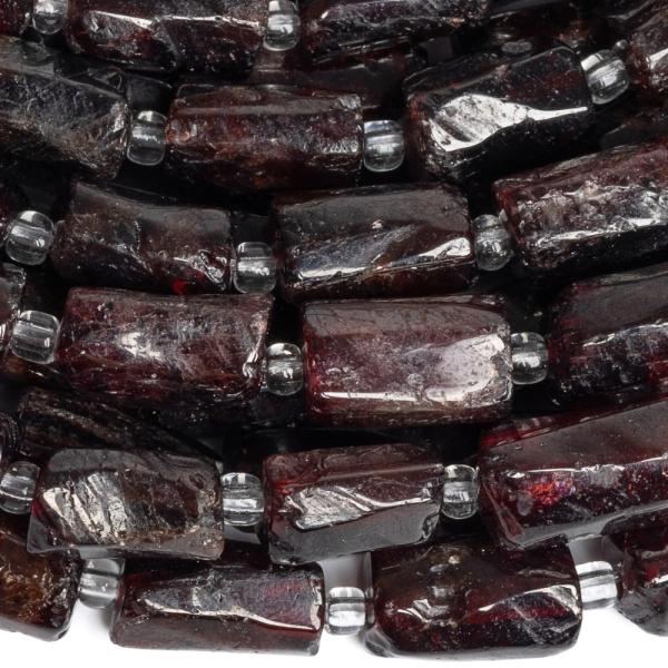 Gran�t kor�lky val�eky leskl� pol�n�ra