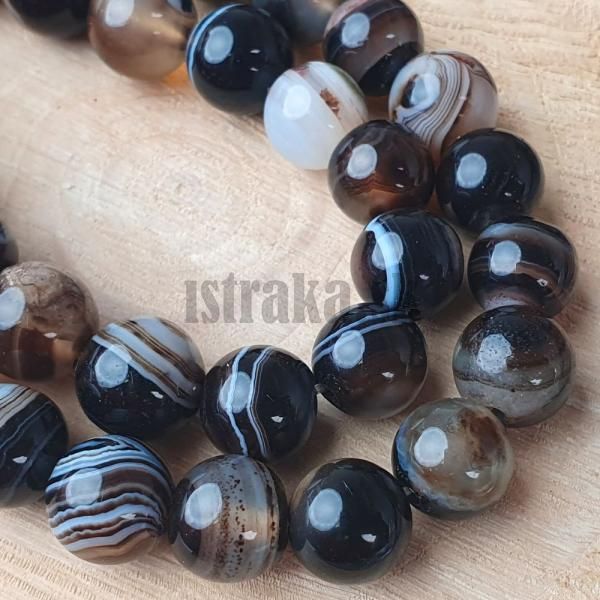 koralky-achat-krajkovy-hnedocierny-cierne-leskle-hnede-hladke-gulicky-8mm-na-naramky-nahrd