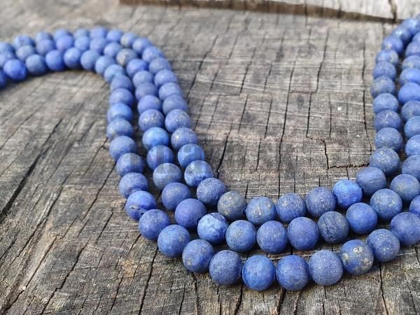 goralky-lapis-lazuli-modry-matny-6mm