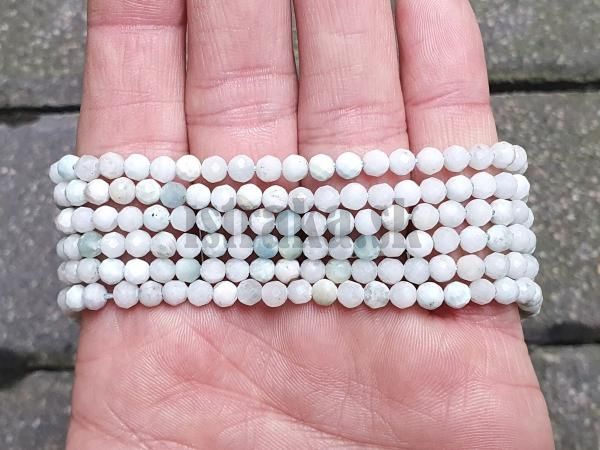 goralky-tyrkysove-z-larimaru-brusene-tyrkysove-leskle-mliecne-biele-4mm-fazetovane