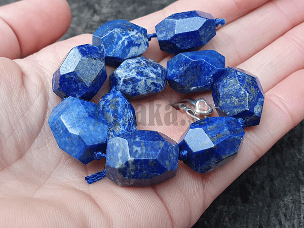 Lapis lazuli korlky uter polnra