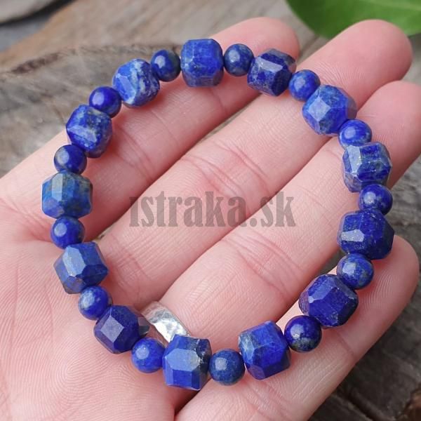 Nramok lapis lazuli A kvalita 8mm kocky + guky